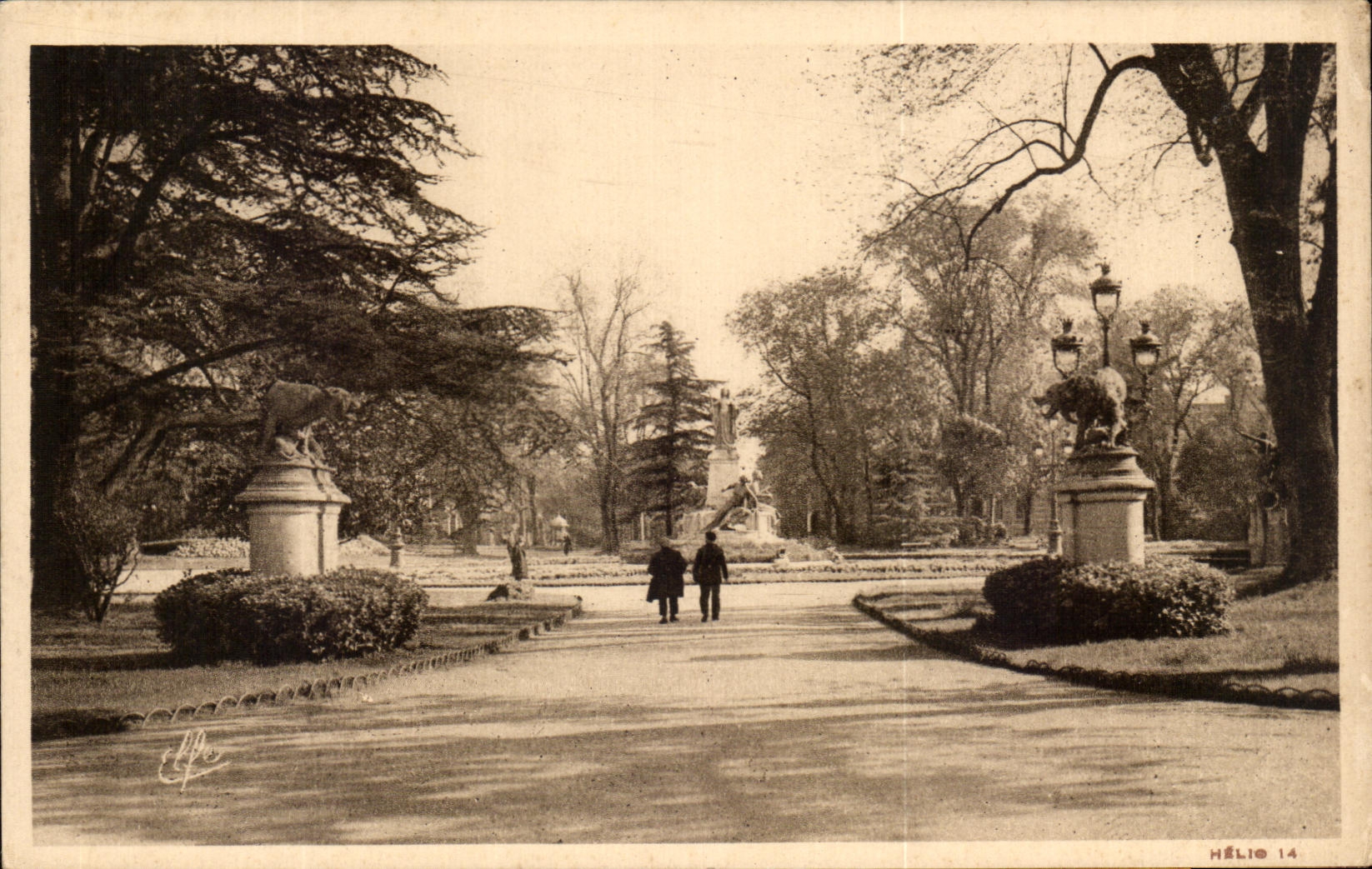 Toulouse - Entrée du Grand Rond — Jardin créé vers 1750 — Hélios 14