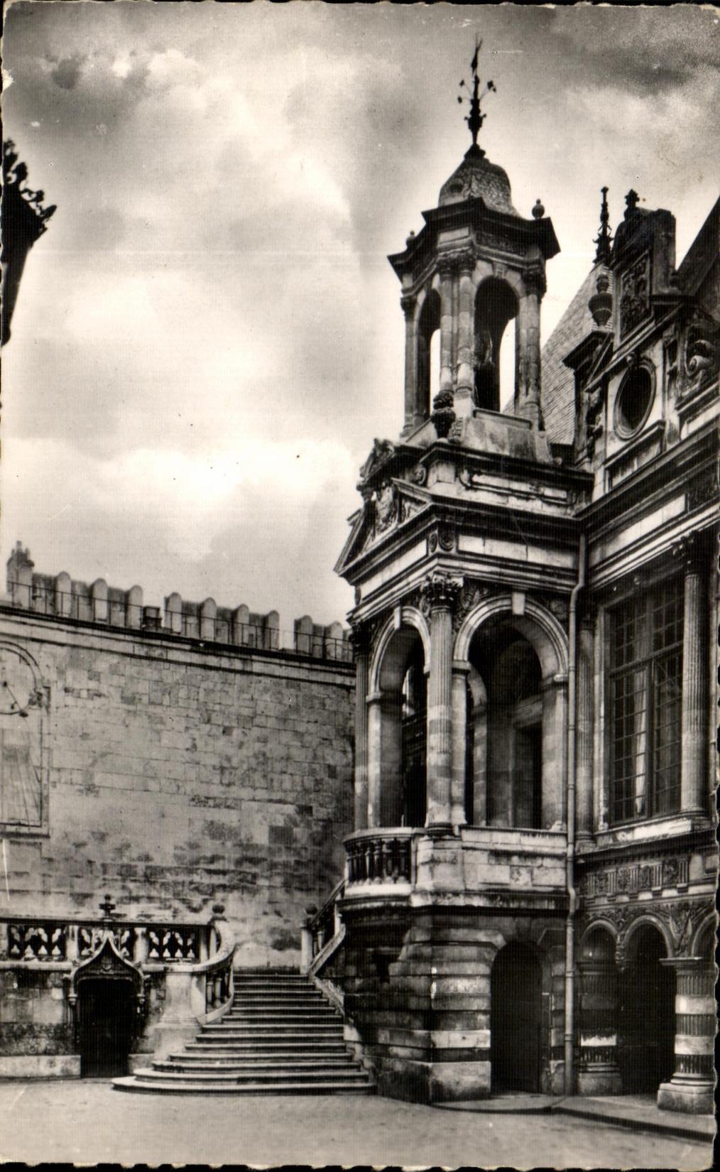 La Rochelle — Hôtel-de-Ville - « Statue de Henri IV » — Éditions photo à Rebecq