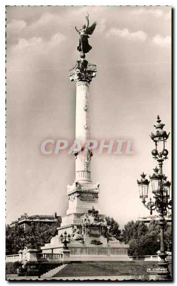 CPSM Bordeaux Le Monument des Girondins