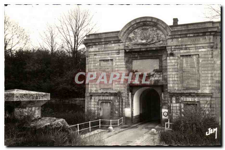 CPSM Maubeuge La Porte De Mons