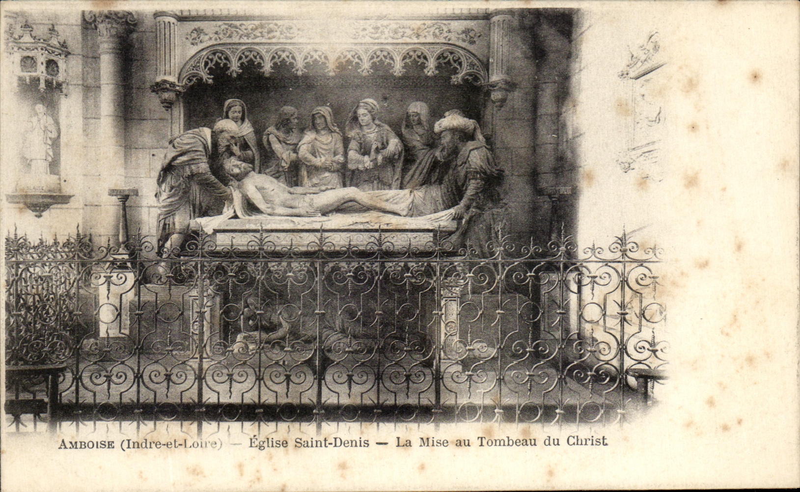 CPA Amboise Eglise Saint Denis La Mise au Tombeau Du Christ