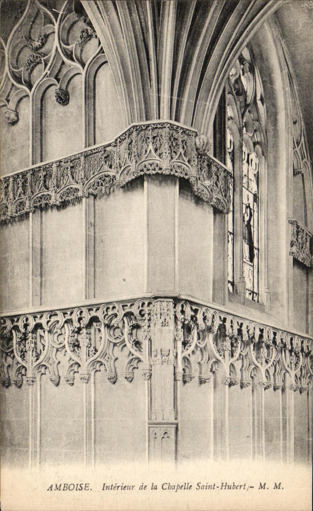 CPA Amboise Interieur De La Chapelle Saint Hubert