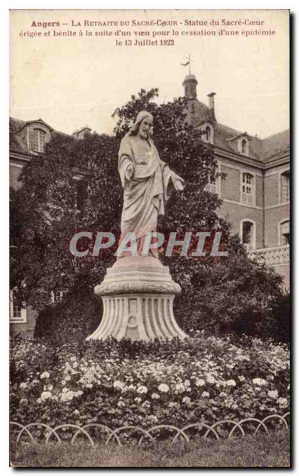 CPA Angers La Retraite Du Sacre Coeur Statue Du Sacre Coeur