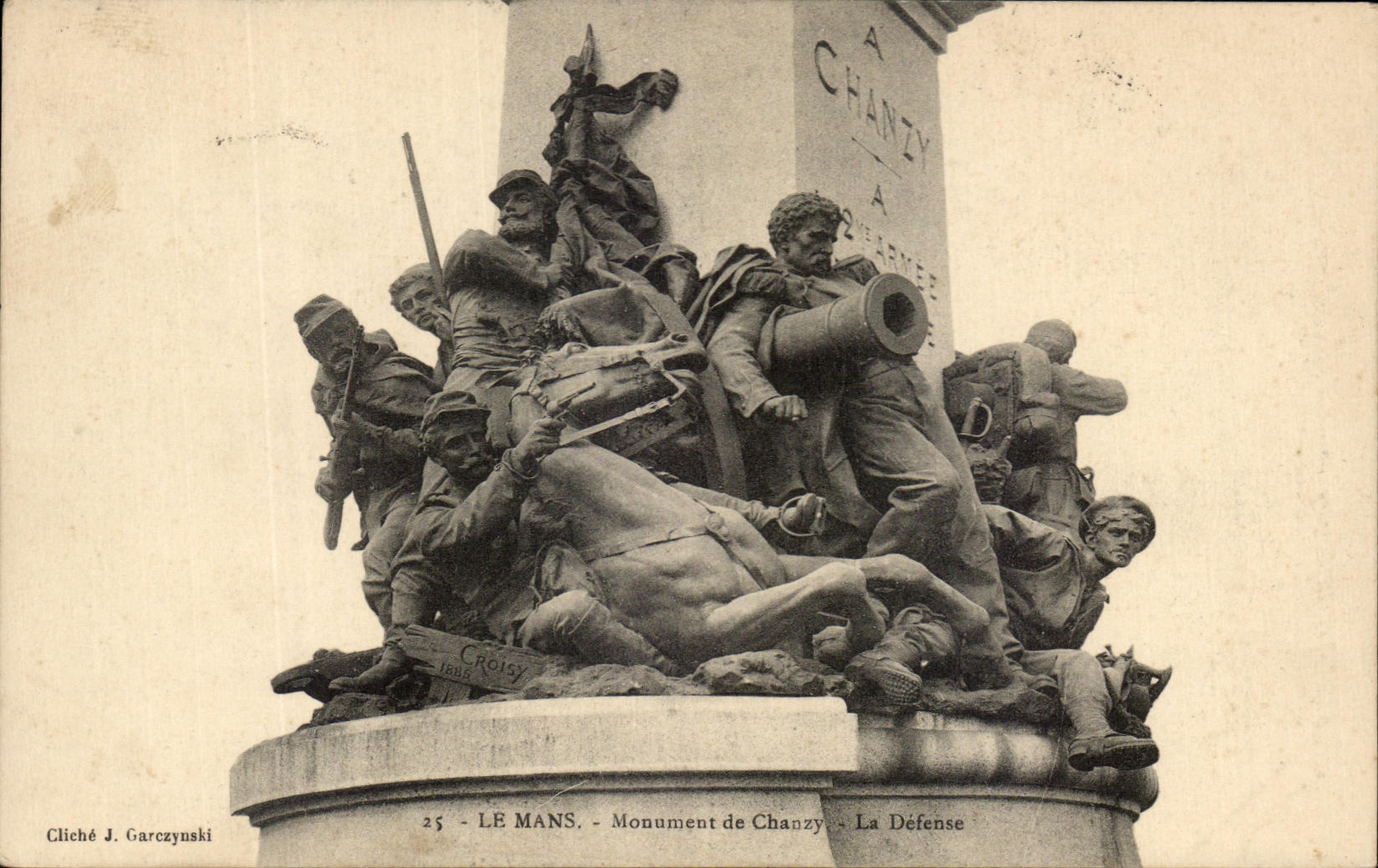 CPA Le Mans Monument de Chanzy la Defense Militaria 