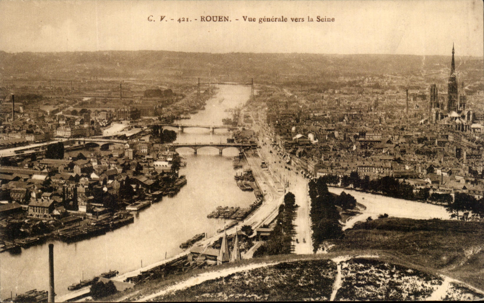 CPA Rouen Vue generale vers la Seine