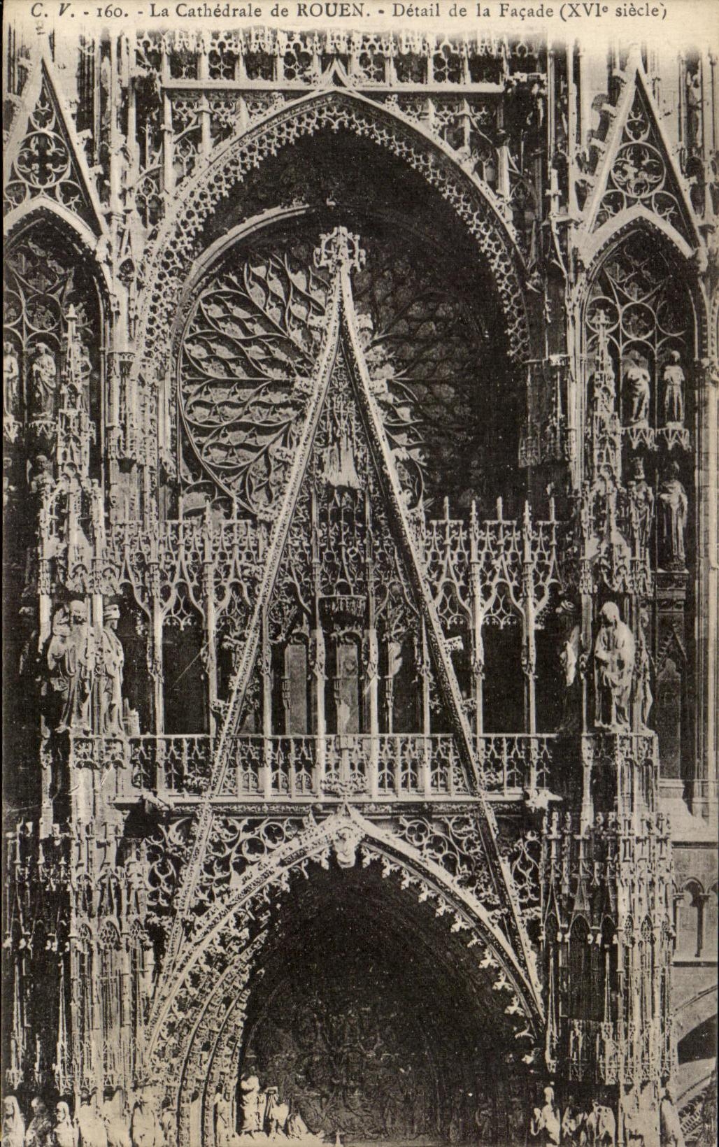 CPA La Cathedrale de Rouen Detail de la Facade