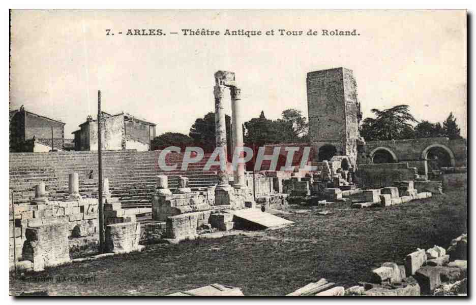 CPA Arles Theatre Antique Et Tour De Roland