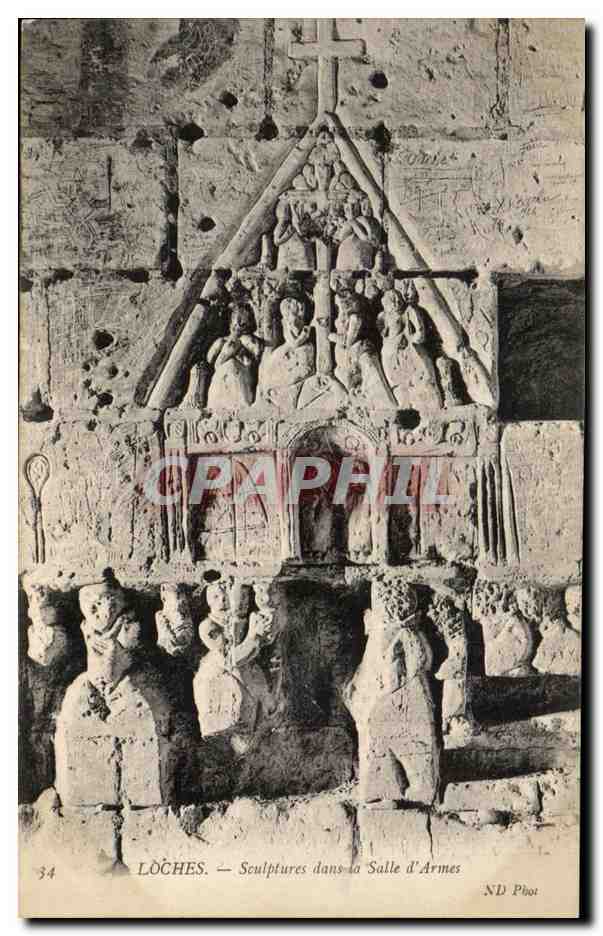 CPA Loches Sculptures dans la Salle d'Armes