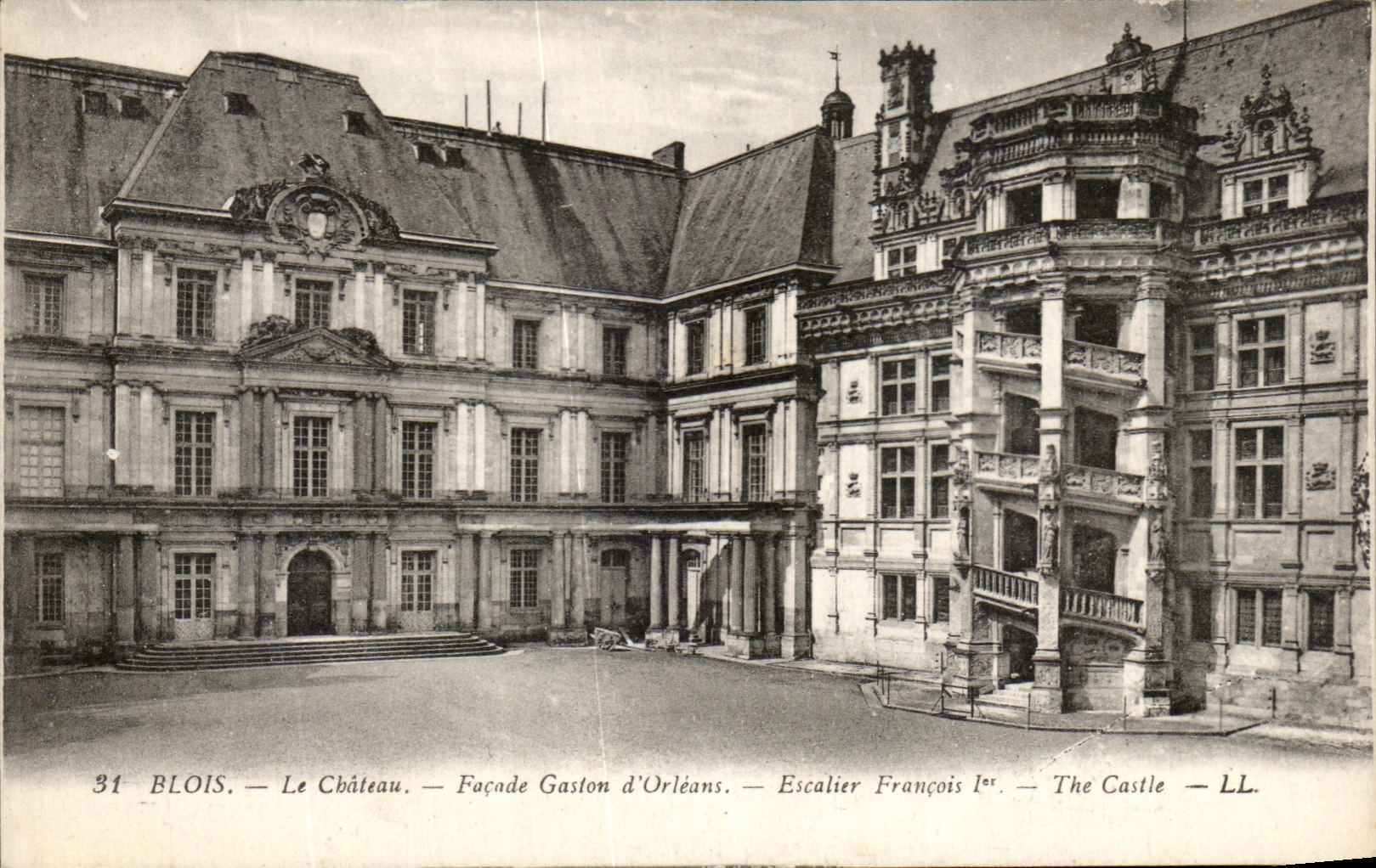 Blois — Le Château — Façade Gaston d'Orléans — Escalier François Ier — LL