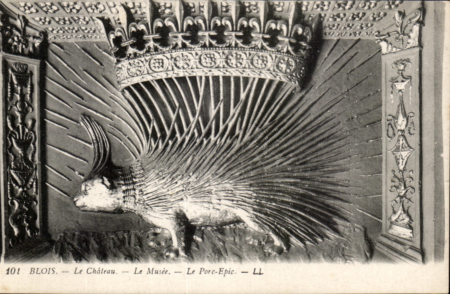 BLOIS — Le Château — Le Musée — Le Porc-Epic — LL