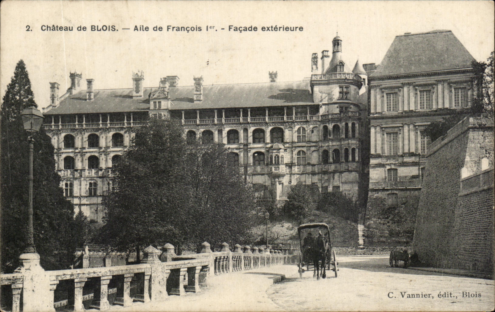 Castillo de BLOIS — Ala de Francisco I — Fachada exterior — C. Vannier, edit., Blois