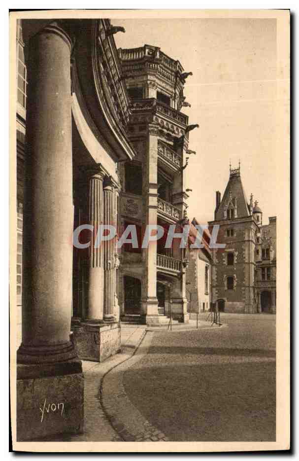 CPA Chateau de Blois Escalier Francois 1er et Facade Louis XII