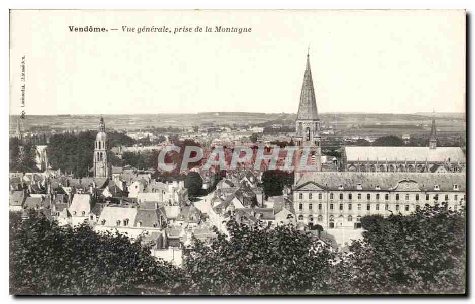 CPA Vendome Vue Generale prise de la Montagne