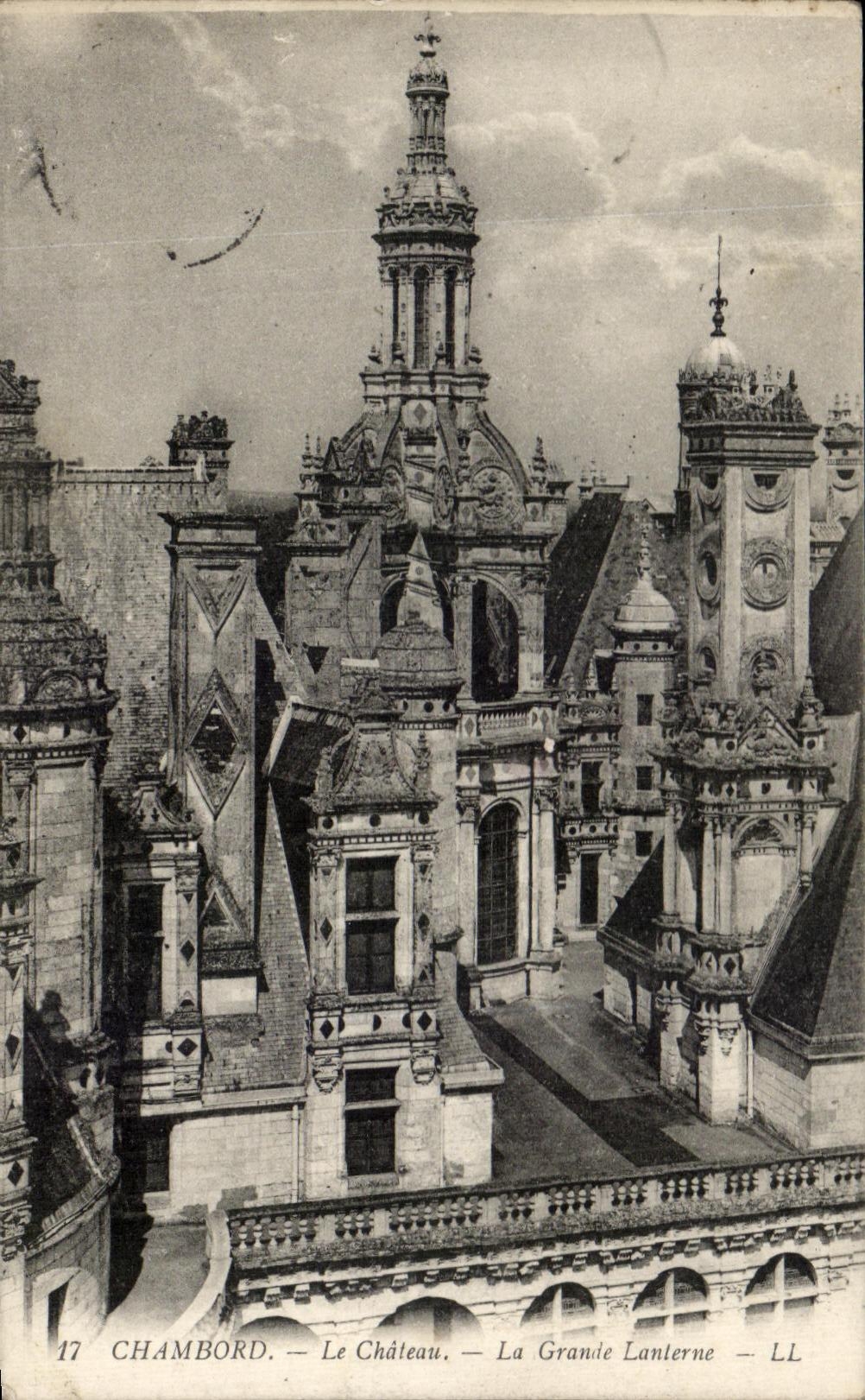 Chambord — Le Château — La Grande Lanterne — LL