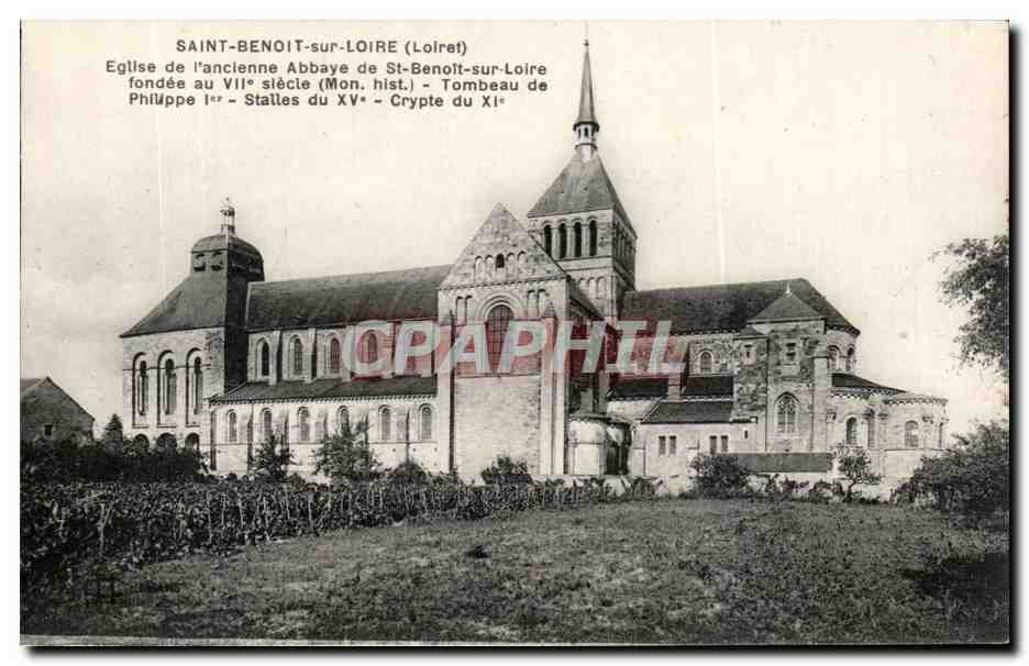 Saint-Benoît-sur-Loire (Loiret) — Église de l'ancienne abbaye, fondée au VIIe siècle, tombeau de Philippe Ier, stalles du XVe, crypte du XIe — éditeur Mr. Le Doley, Paris