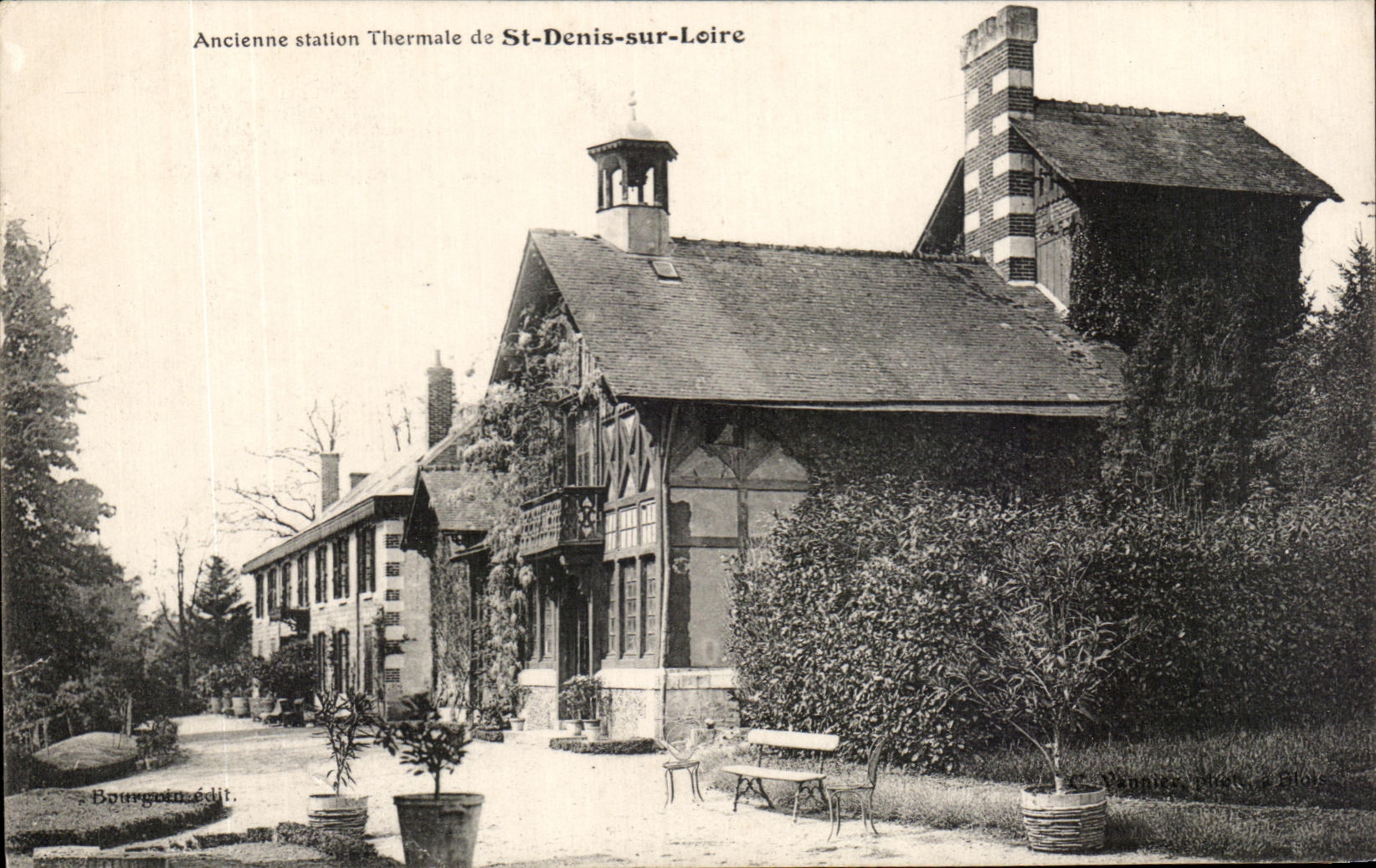 CPA Ancienne Station Thermale de St Denis Sur Loire