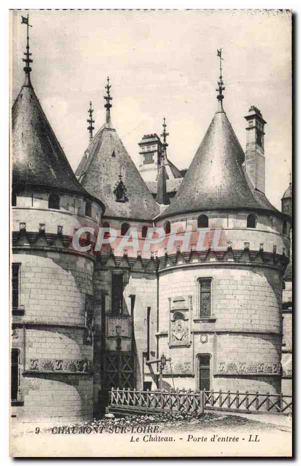 Chaumont-sur-Loire — Le Château - Porte d'entrée - LL