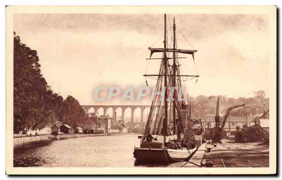 CPA Morlaix Les Quais Bateau