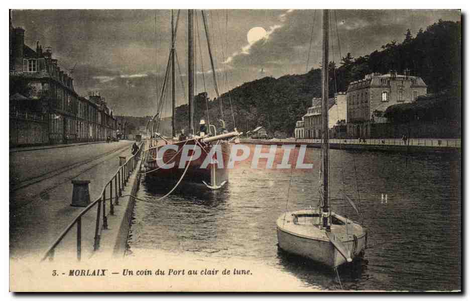 CPA Morlaix Un coin du Port au clair de Lune Bateau