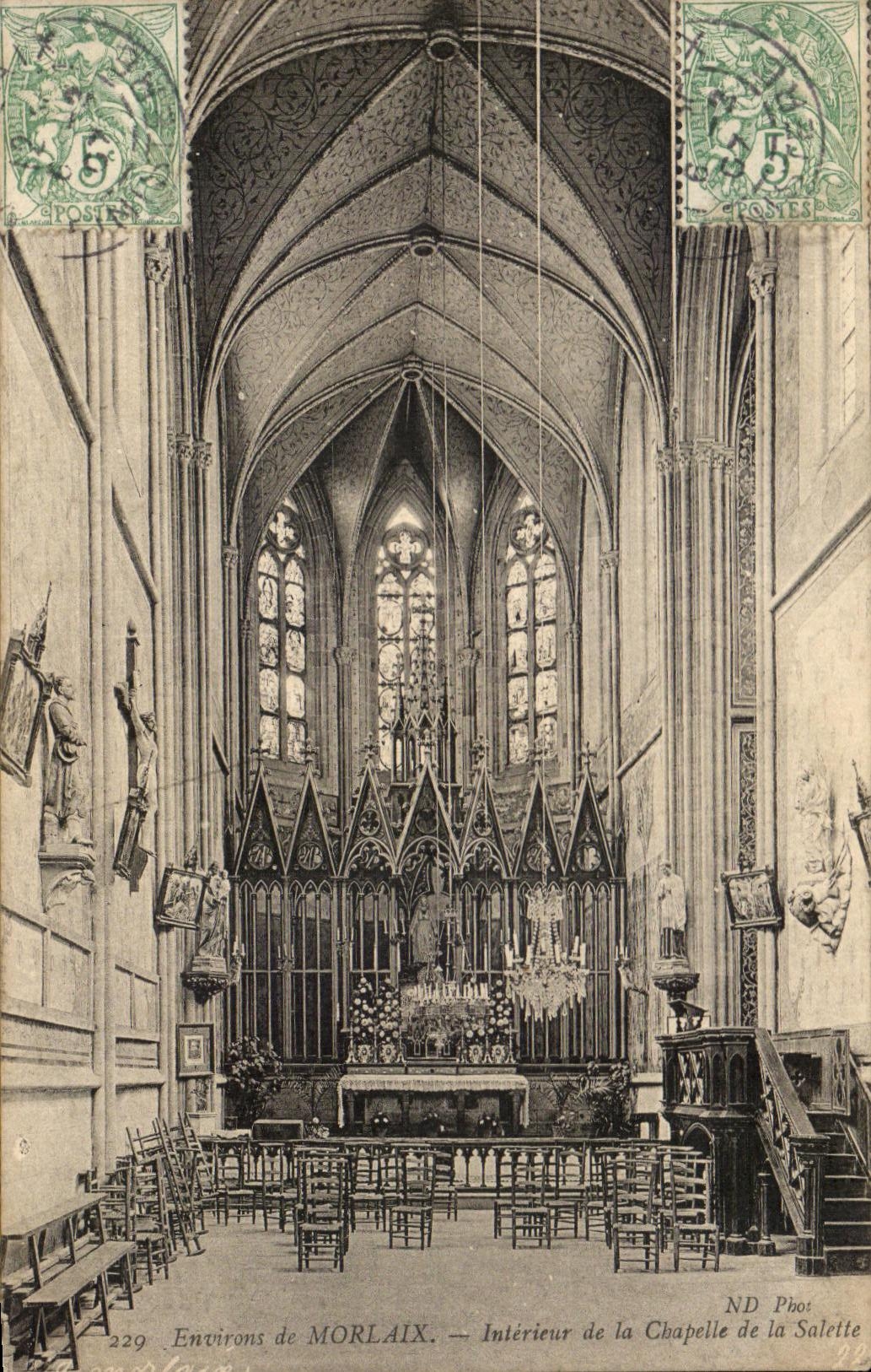 CPA Environs de Morlaix Interieur de la Chapelle de la Salette