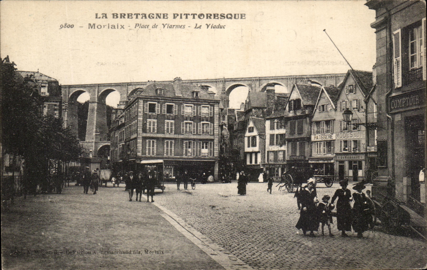 CPA Le Bretagne Pittoresque Morlaix Place De Viarmes le viaduc 