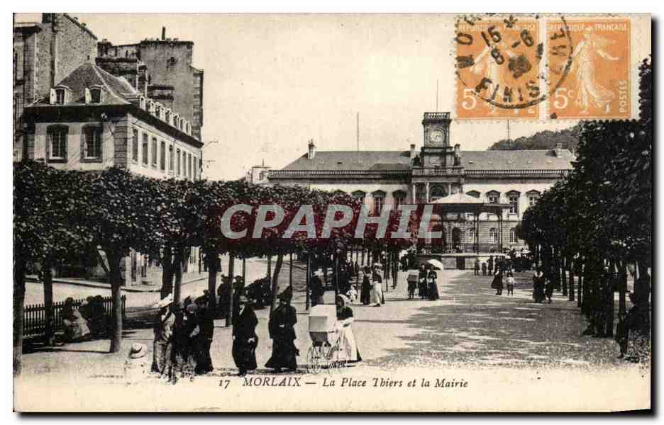CPA Morlaix La Place Thiers Et La Mairie