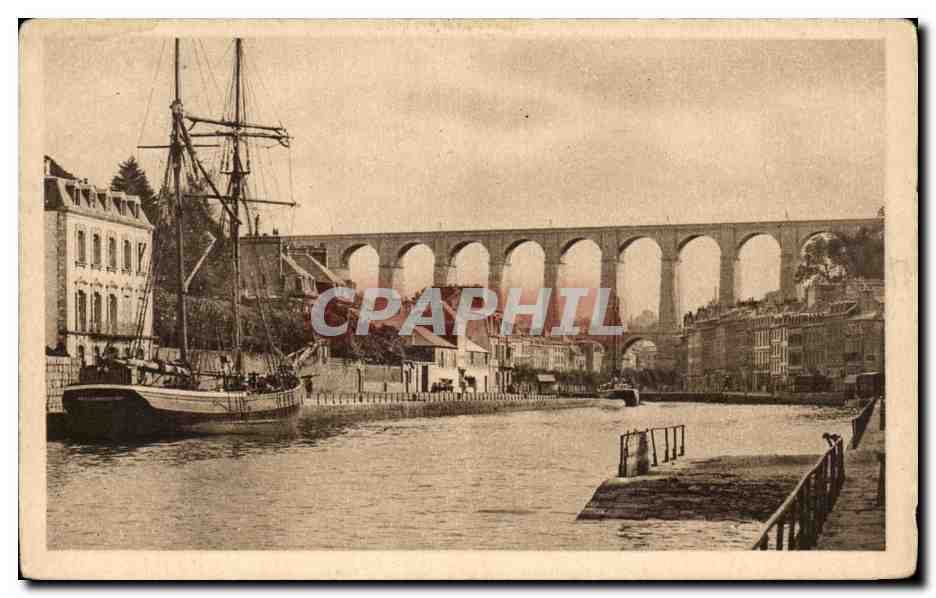 CPA Morlaix Le Port Et Le Viaduc Bateau 