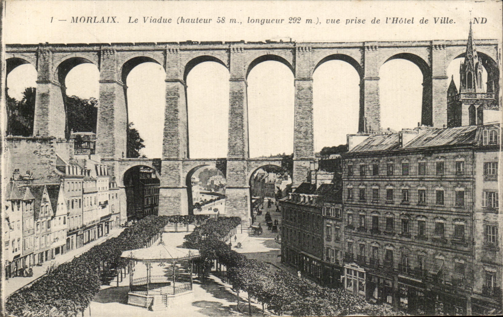 CPA Rade Le viaduc vue Prise De l'Hotel De Ville