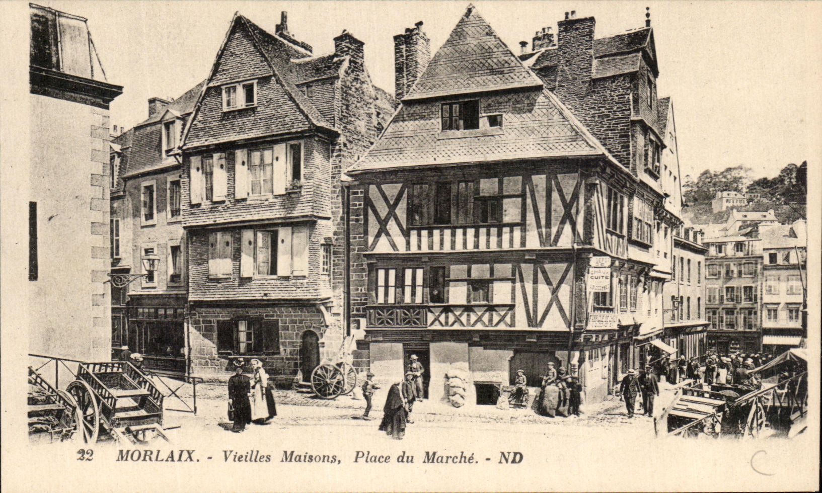 CPA Morlaix Vieilles Maisons Place du Marche