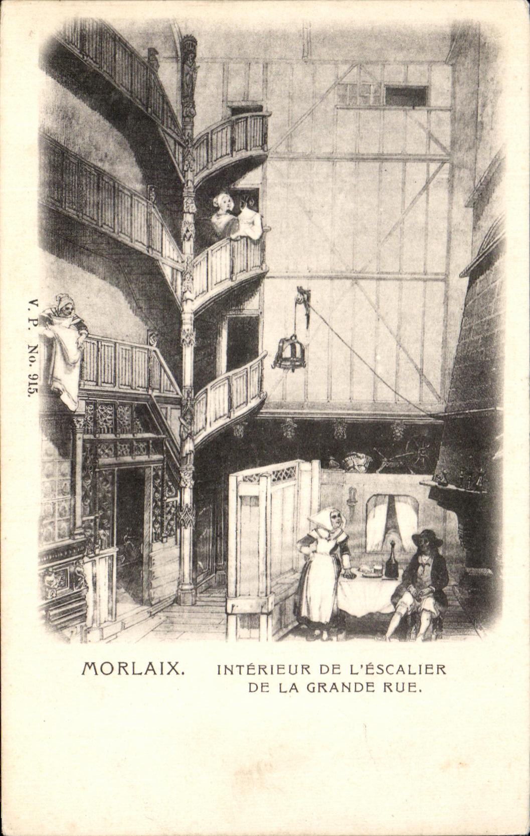 CPA Morlaix Interieur de L'Escalier De La Grande Rue
