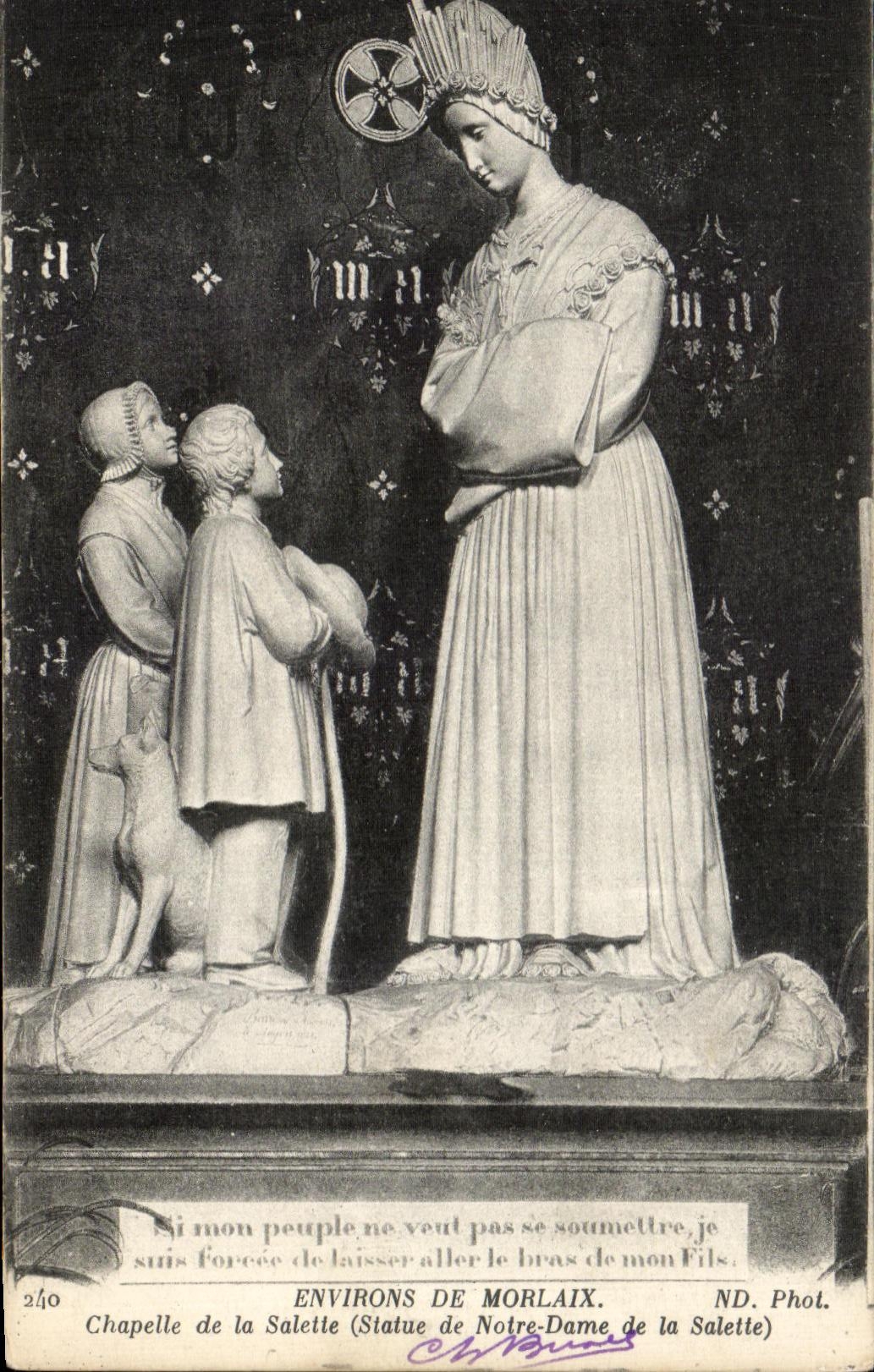 CPA Environs de Morlaix Chapelle de Salette Statue de Notre Dame de la Salette