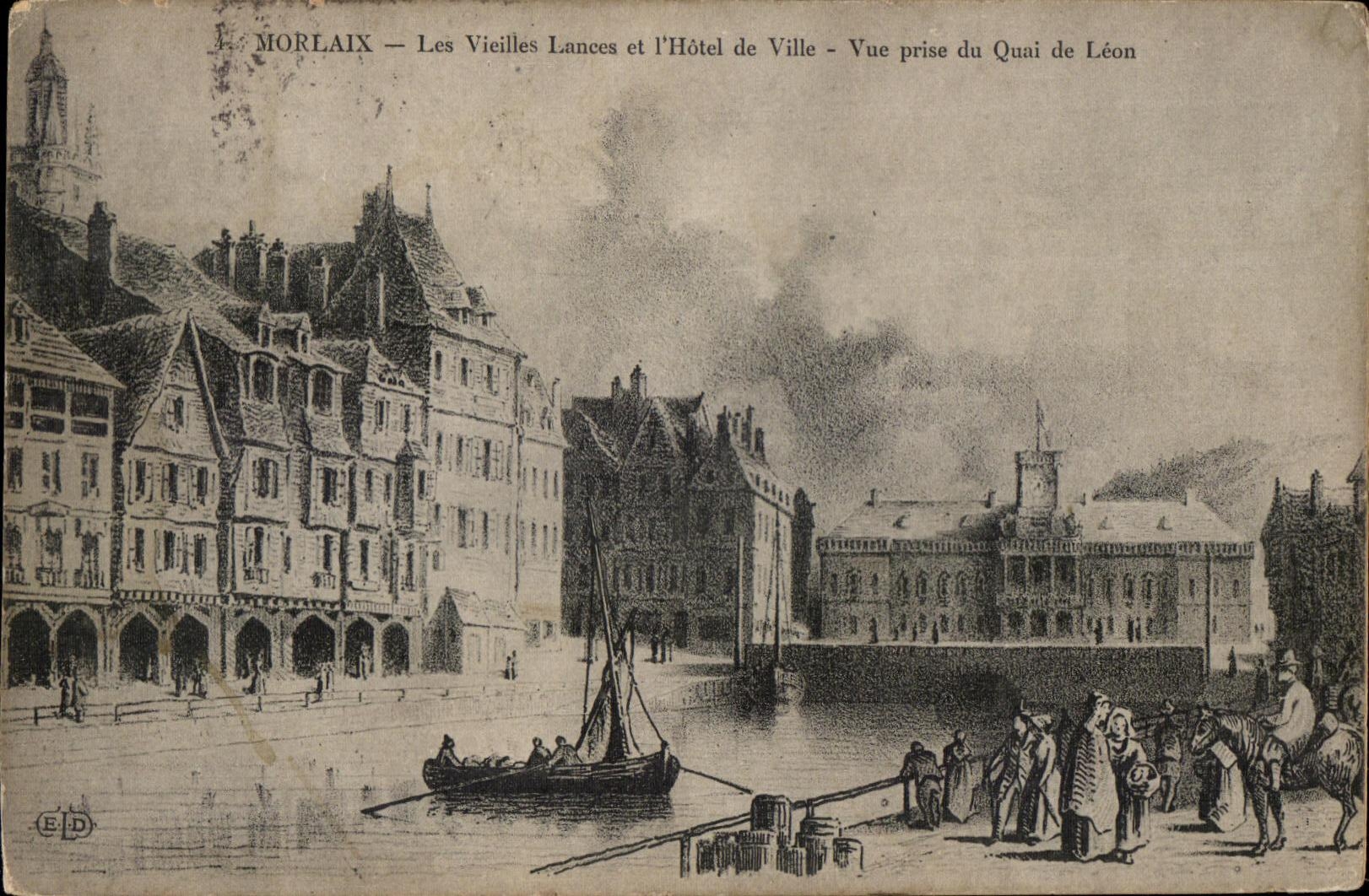 CPA Morlaix Les Vieilles Lances et l'Hotel de Ville Vue prise du Quai de Leon