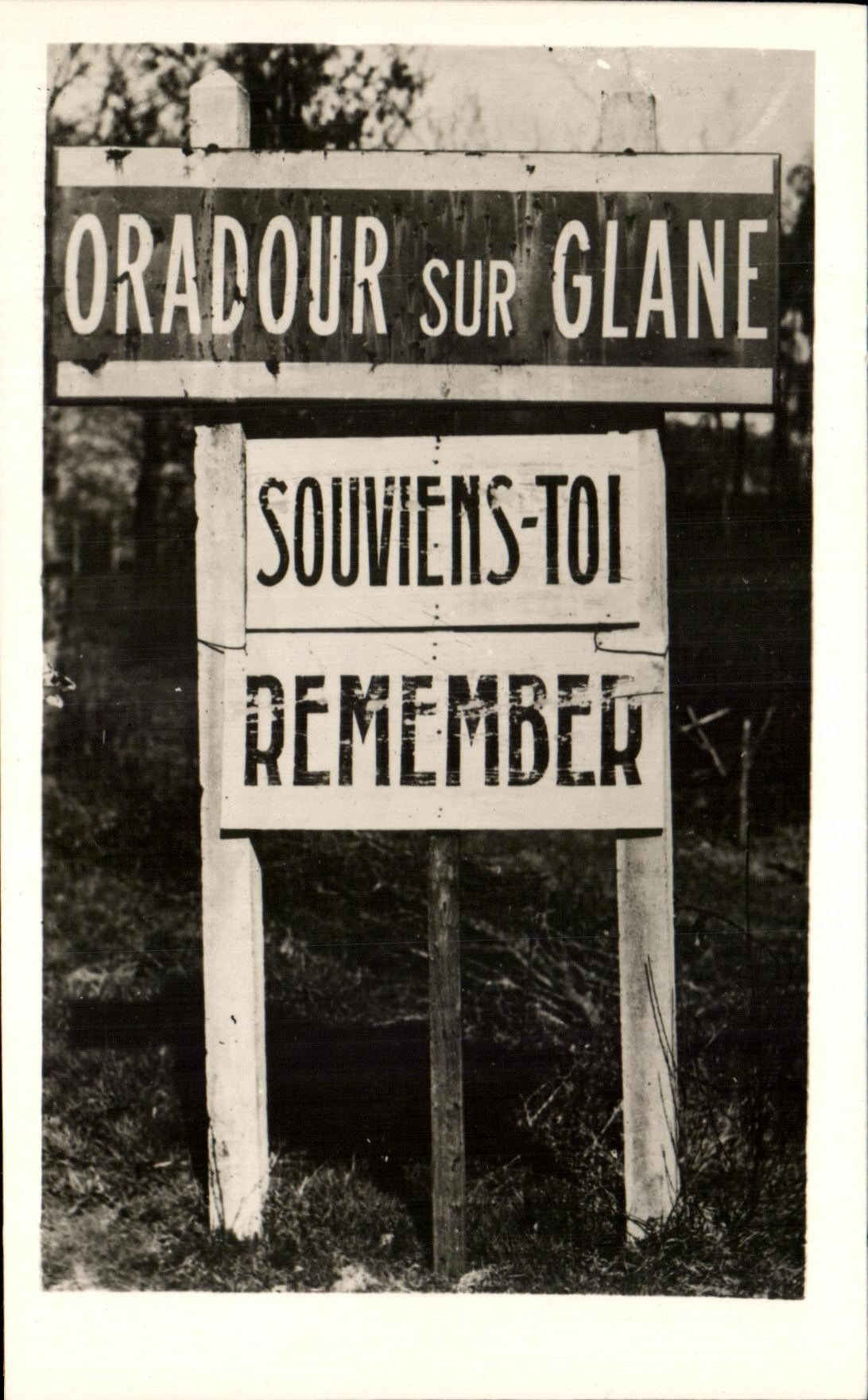 Oradour-sur-Glane — souvenir et mémoire — éditée au bénéfice de la F.N.M. d'Oradour-sur-Glane