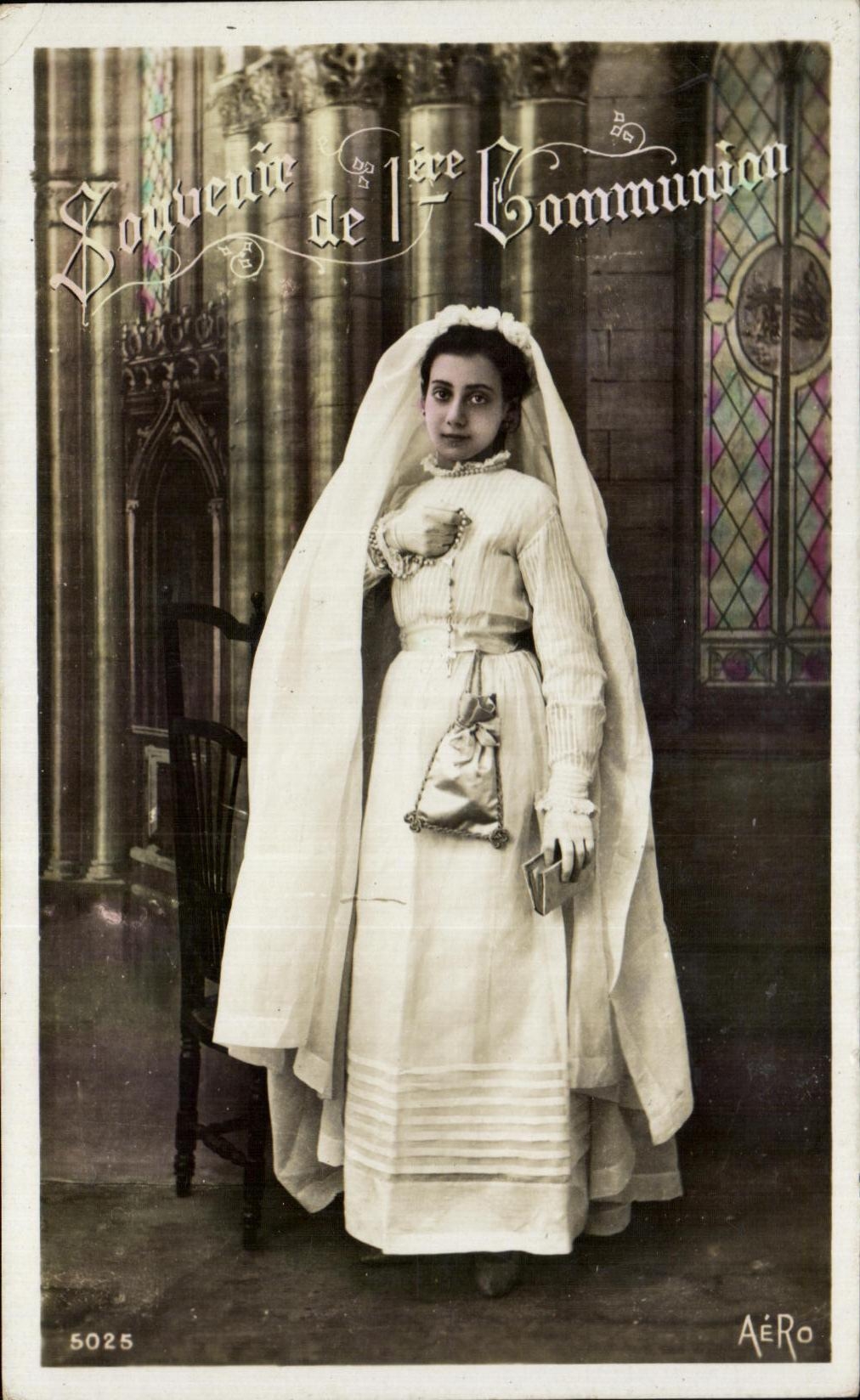 CPA Souvenir De Communion Enfant Religion 