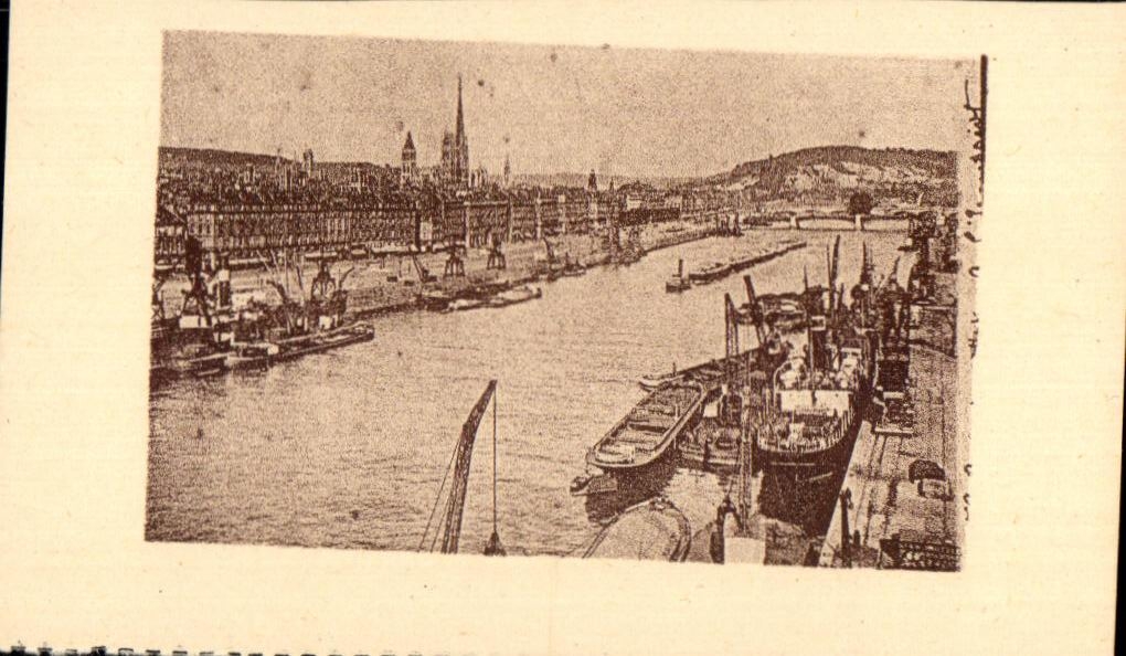 CPA Rouen Vue sur la Seine Prise du Transbordeur