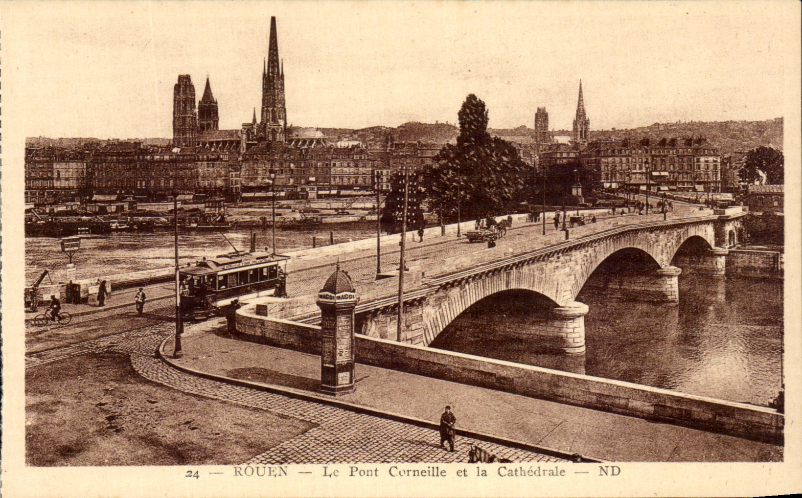 CPA Rouen Le Pont Corneille et la Cathedrale