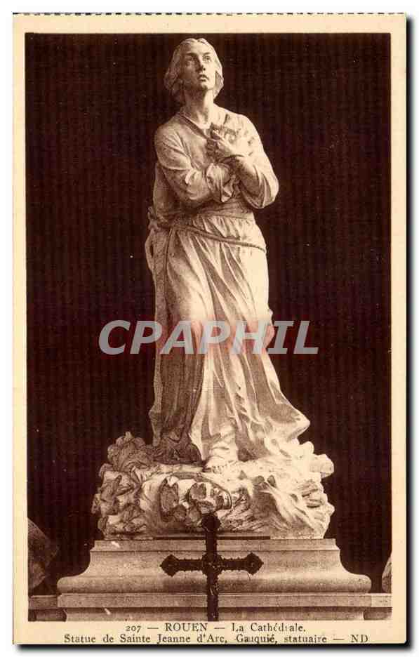 CPA Rouen La Cathedrale Statue de Sainte Jeanne