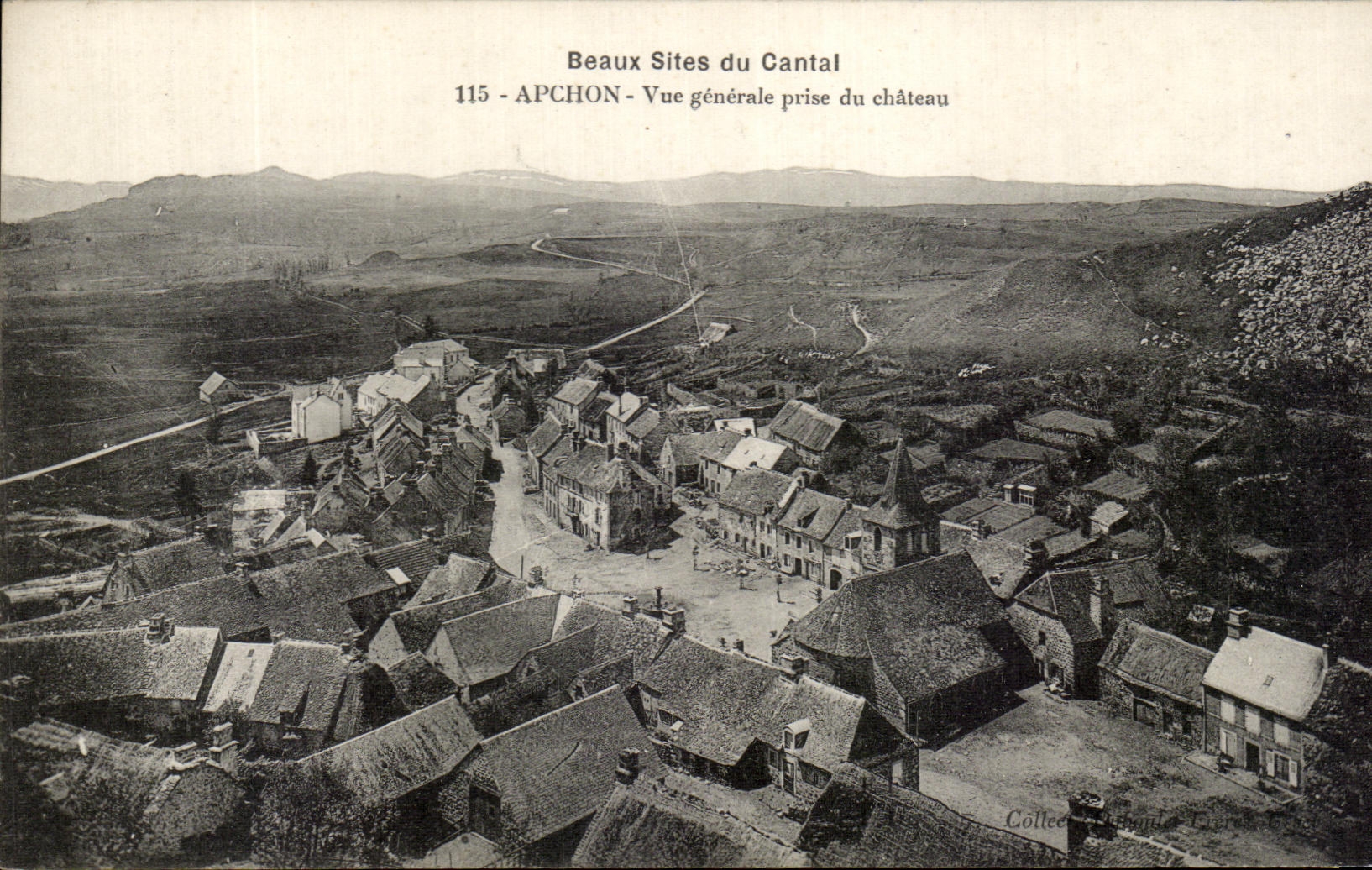 CPA Beaux Sites du Cantal Apchon Vue Generale prise du Chateau