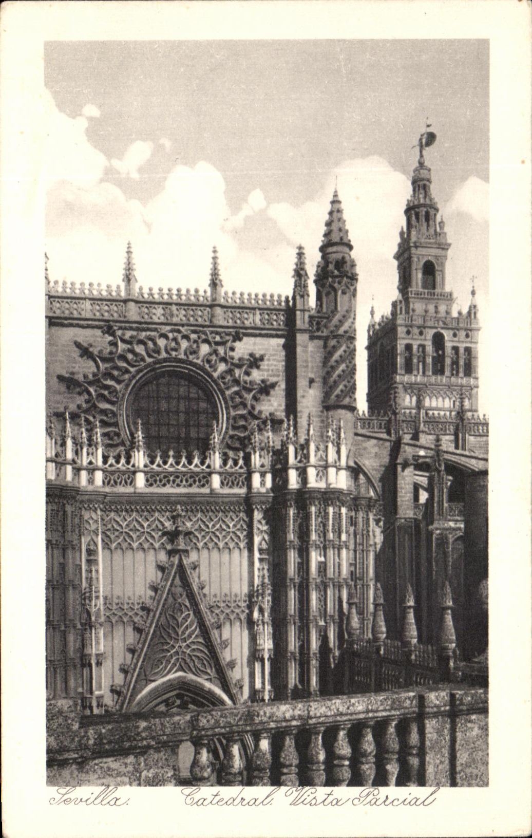 CPA Sevilla Catedral Vista parcial