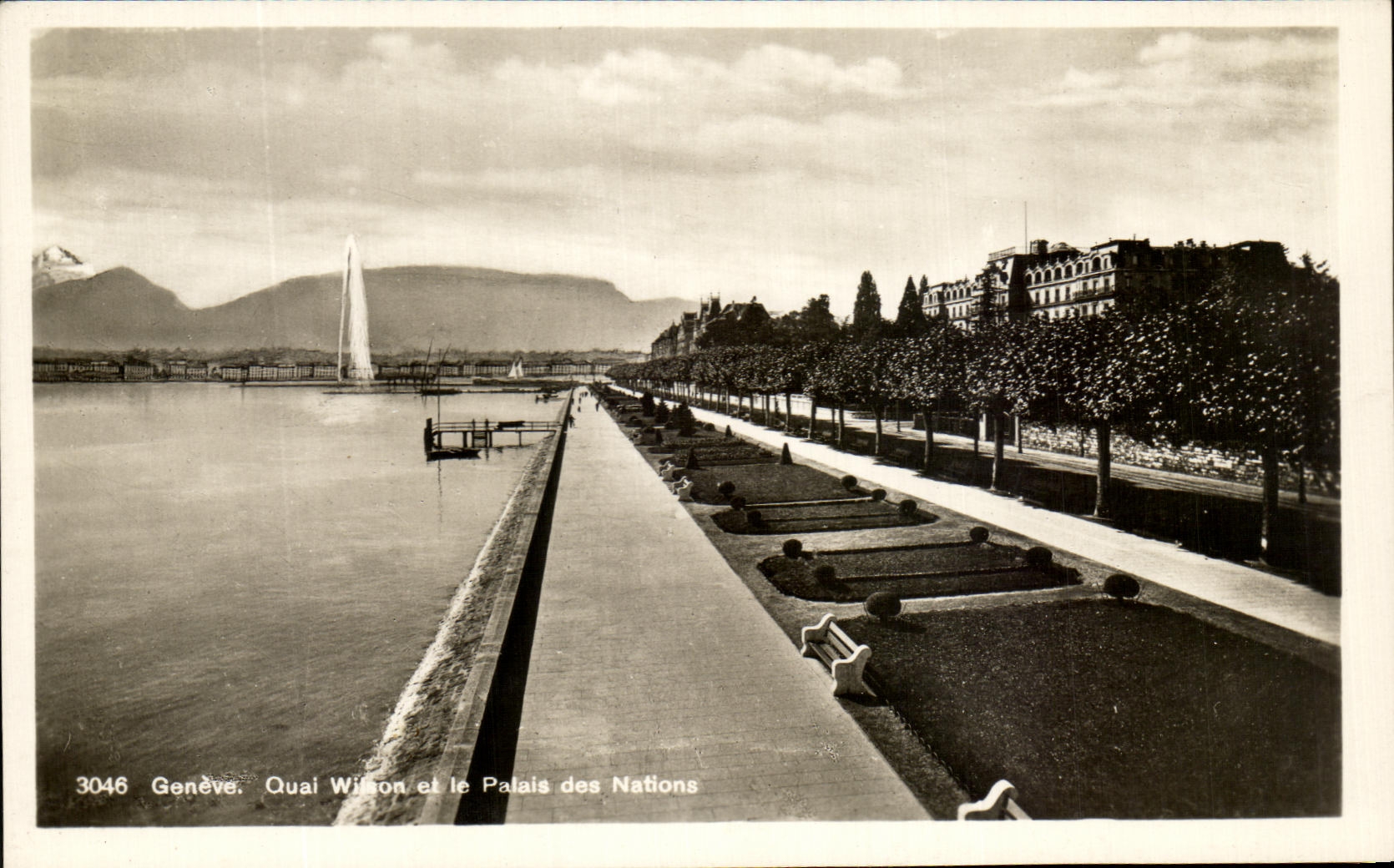 CPA Geneve Quai Wilson Et Le Palais Des Nations