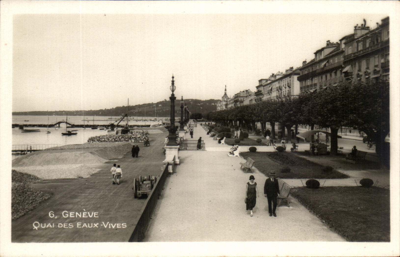 CPA Geneve Quai Des Eaux vives