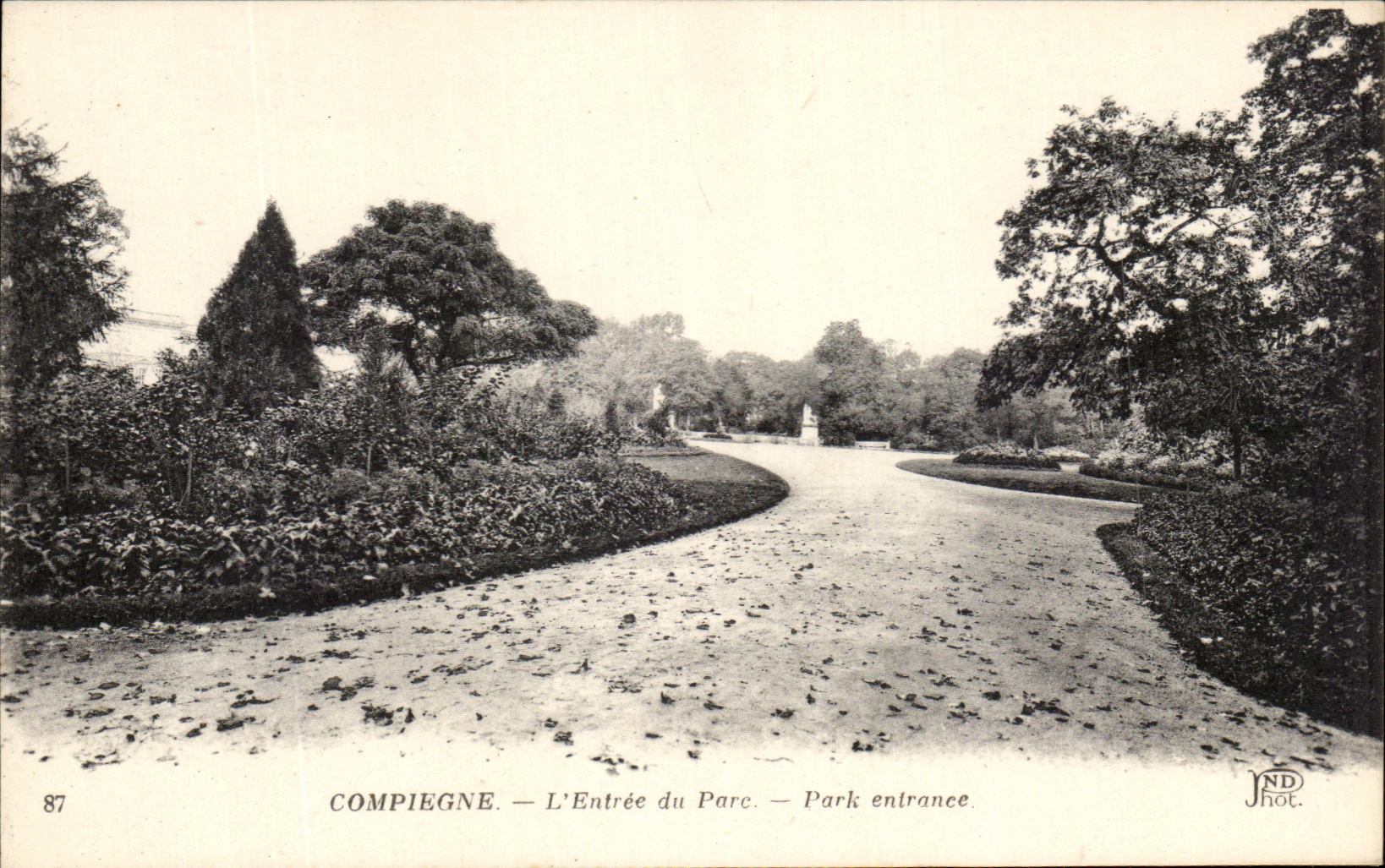Compiègne — L'Entrée du Parc — JND Phot.