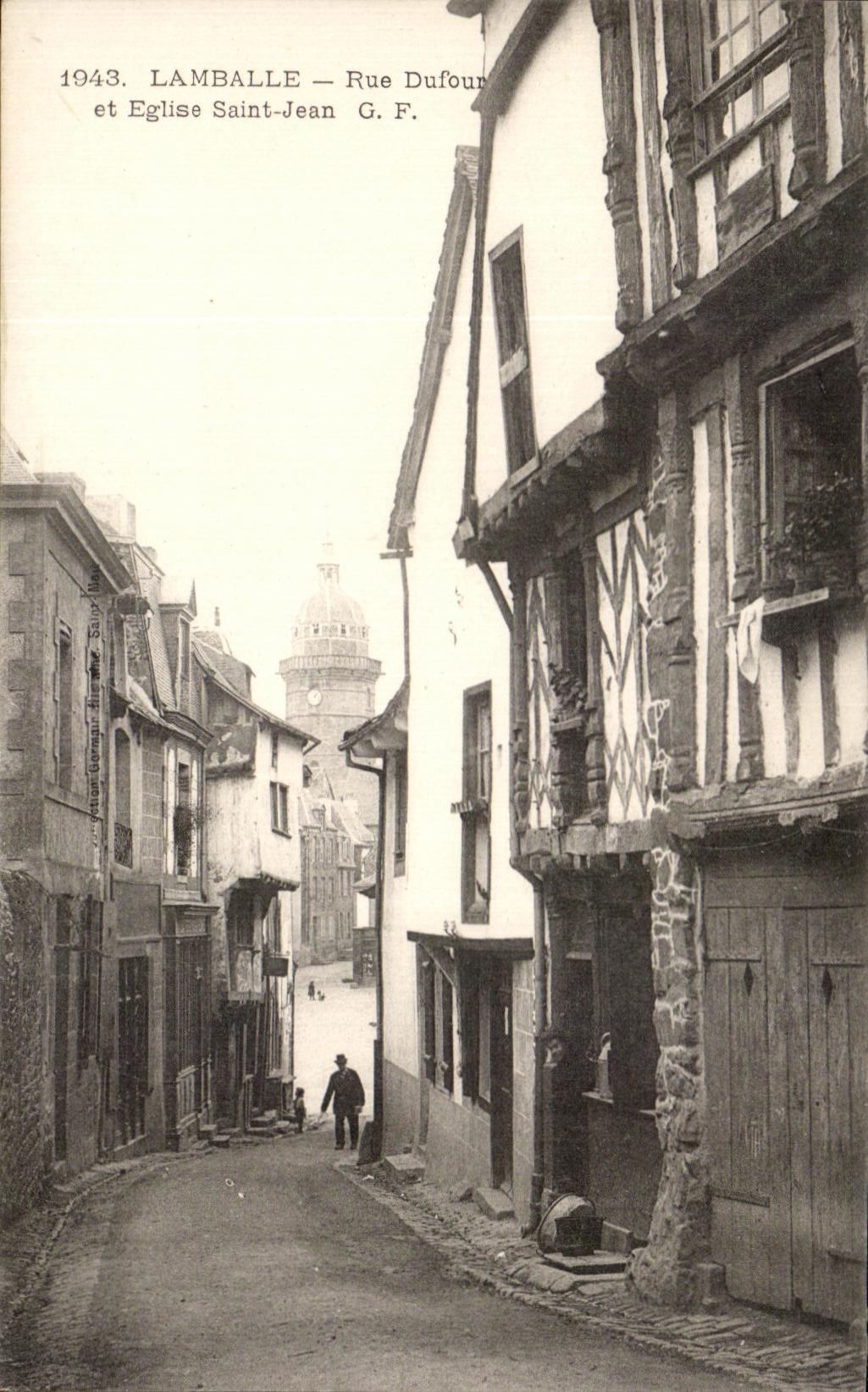 CPA Lamballe Rue Dufour et Eglise Saint Jean