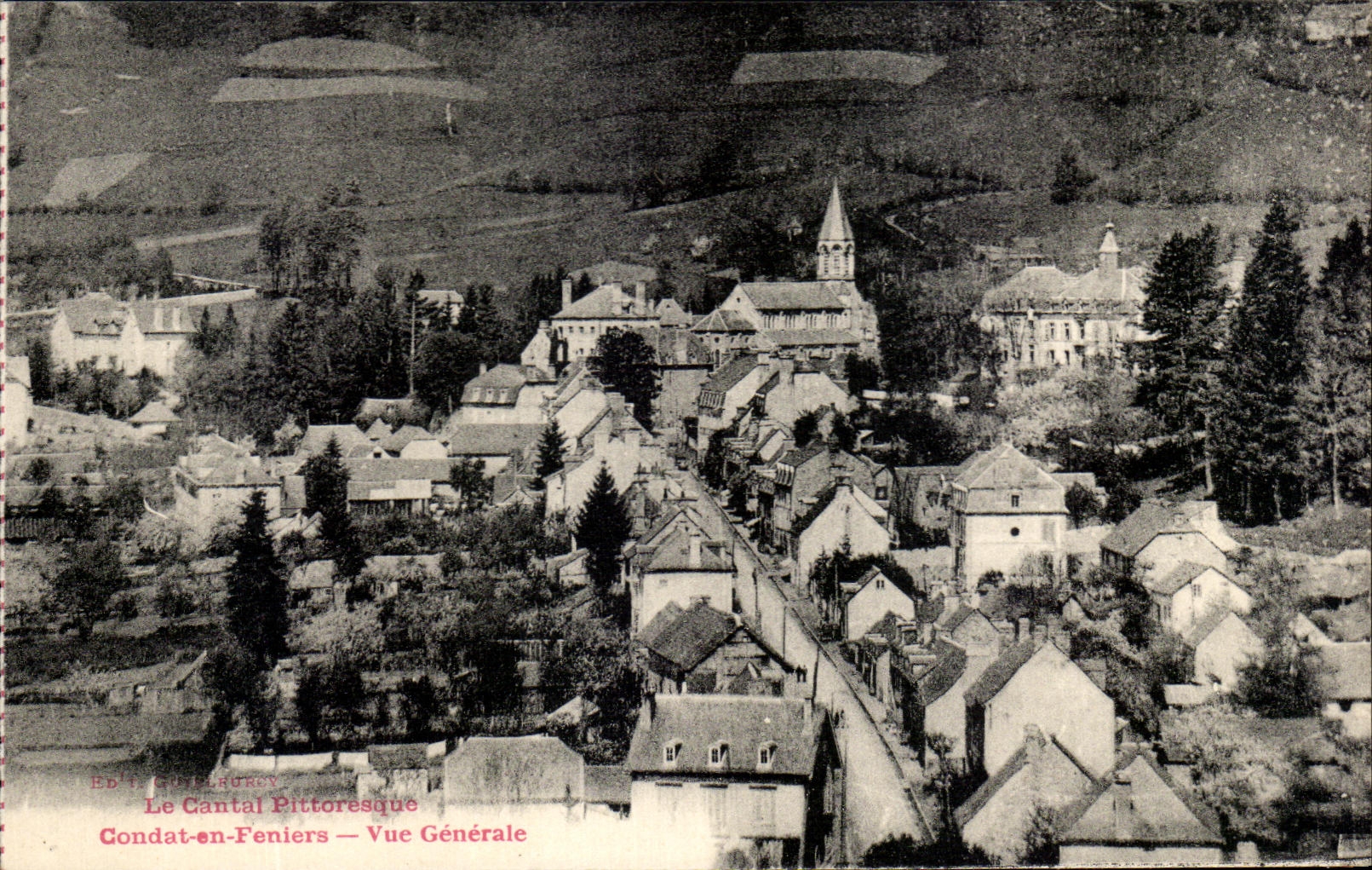 CPA Le Cantal Pittoresque Condat En Feniers Vue Generale