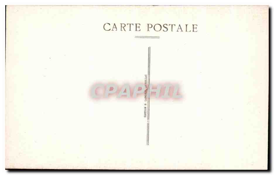 CPA Le Cantal Pittoresque Vallee De La Santoire Un Coin Pittoresque De la Route — Verso
