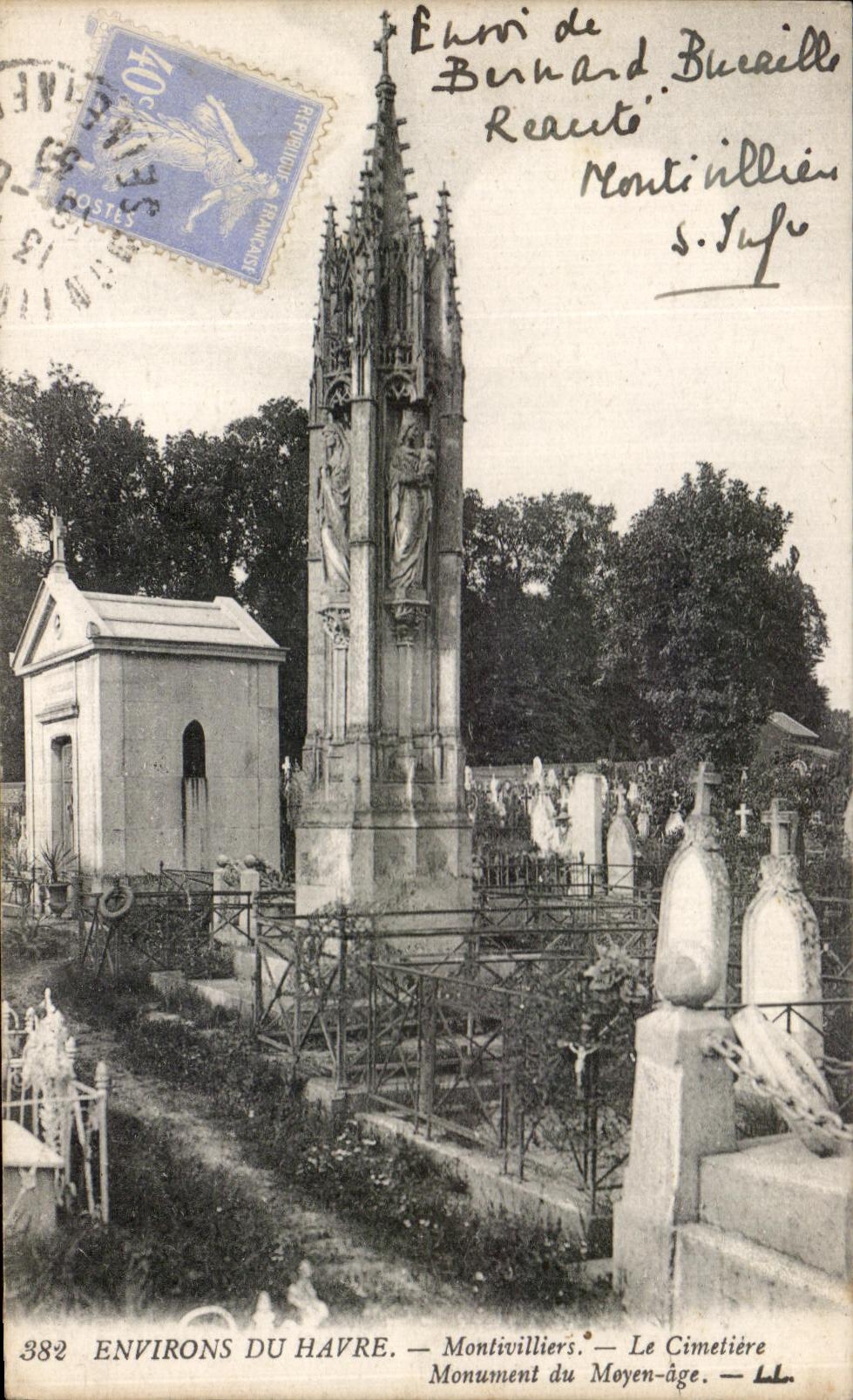 CPA Environs Du Havre Montivilliers Le Cimetiere Monument Du Moyen Age