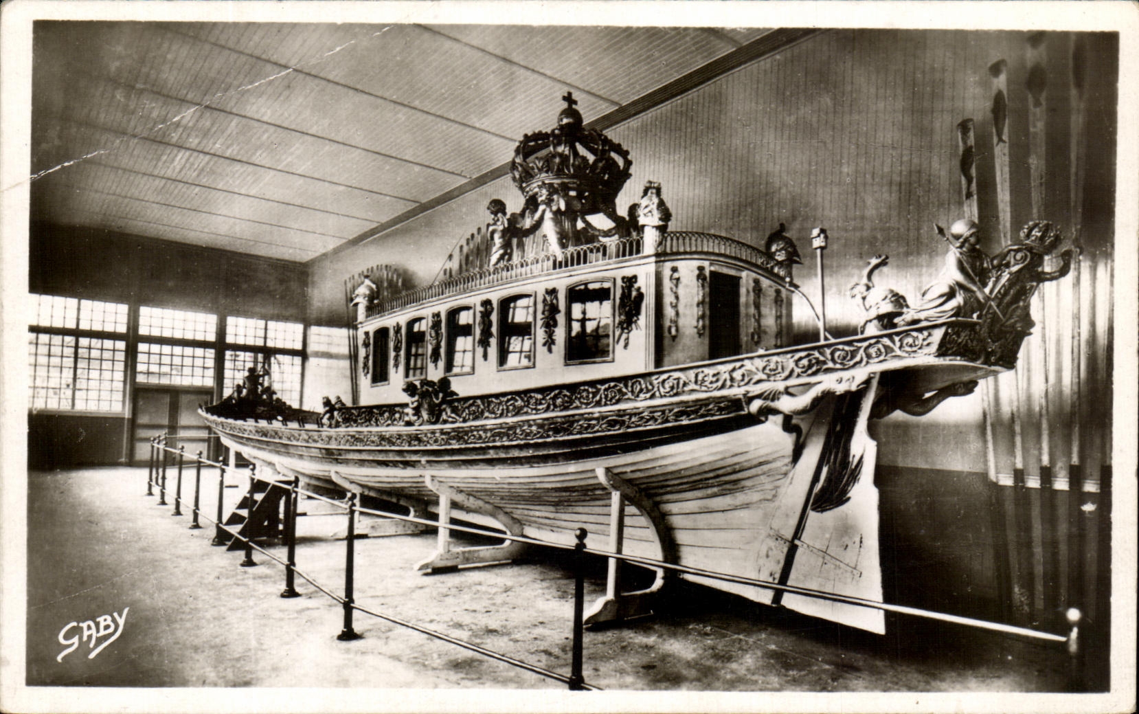 CPA Brest Le Canot de l'Empereur Le rouf surmonte d'une couronne Bateau