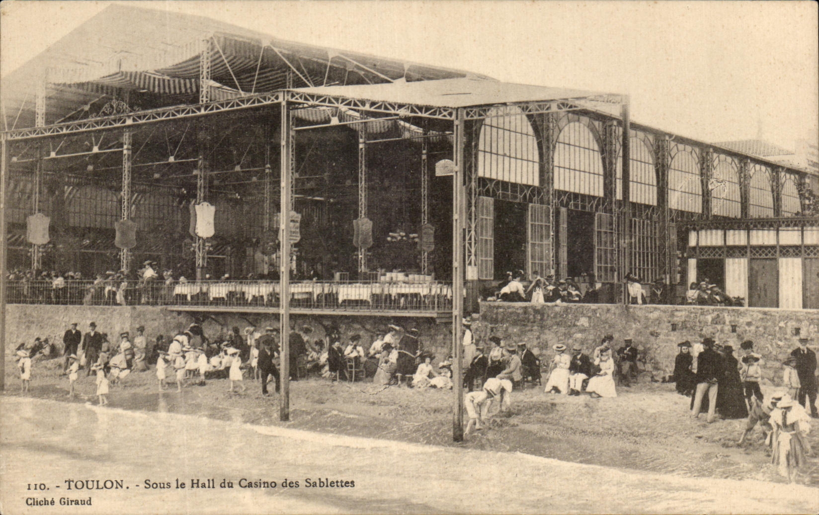 Toulon — Sous le Hall du Casino des Sablettes — Cliché Giraud, n° 110