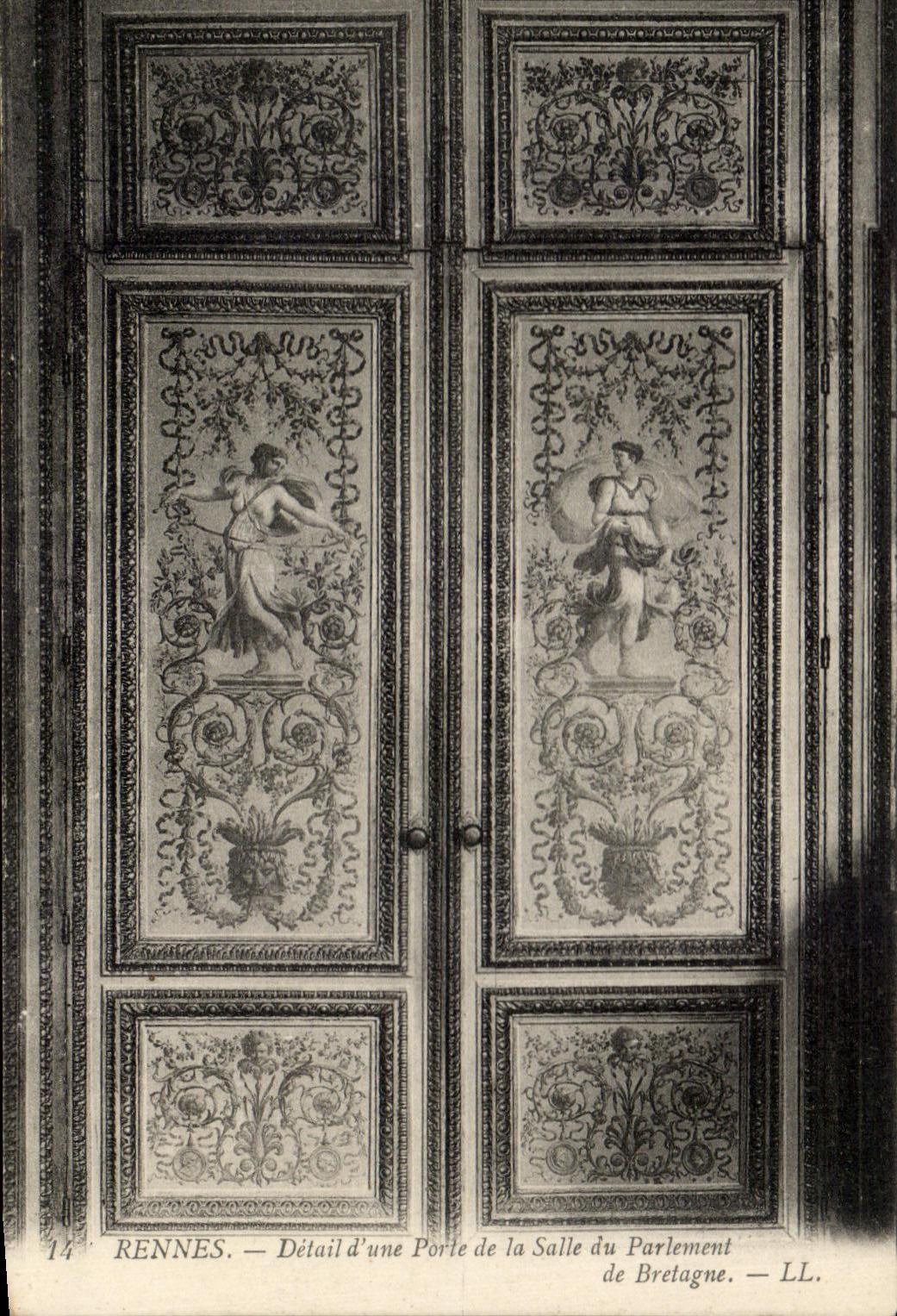 Rennes — Détail d'une Porte de la Salle du Parlement de Bretagne — LL. n°14