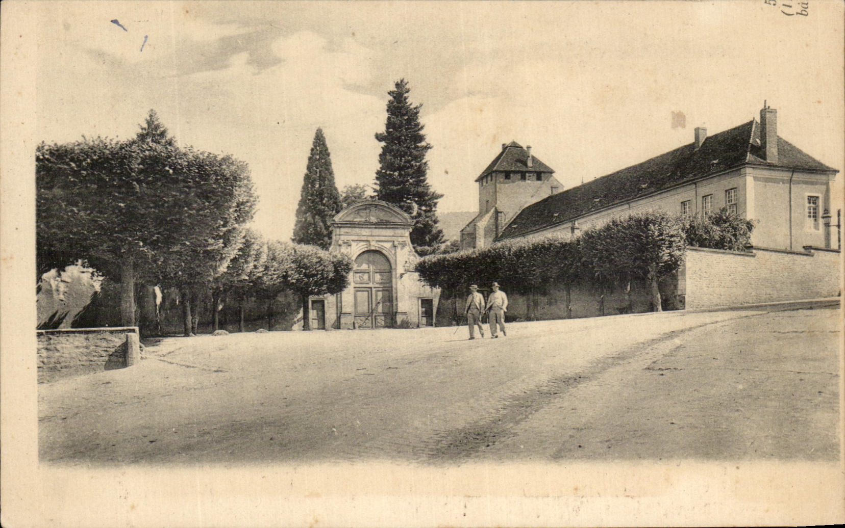 Portail et bâtiment du château de La Vallée — Évy-le-Letelier — éditeur non identifié, n° de série non lisible - Anverso